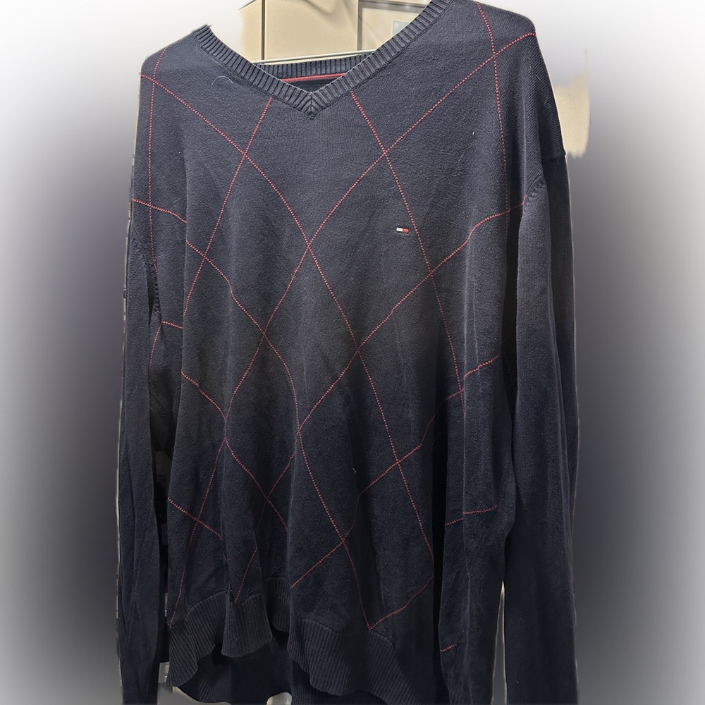 Tommy Hilfiger Men's Navy Blue Sweater